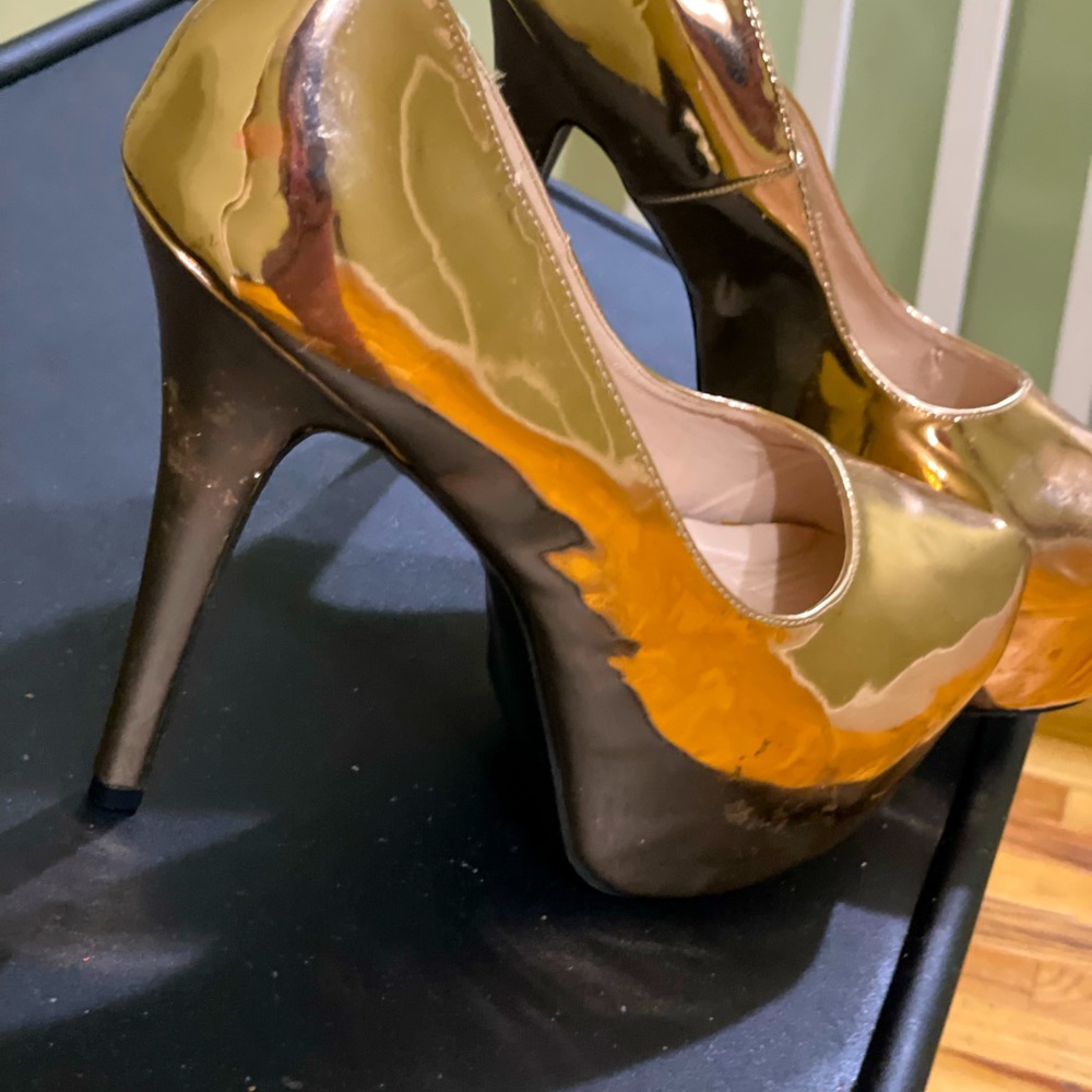 Metallic platform heels size 11